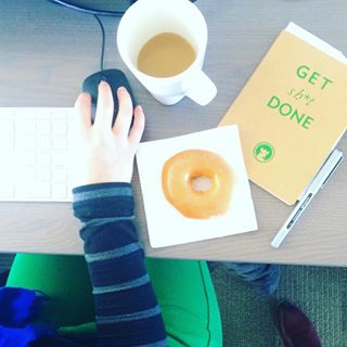 Green pants and @krispykreme at the @windsorcircle HQ this morning. Let's do this, Friday! 🍩☕️